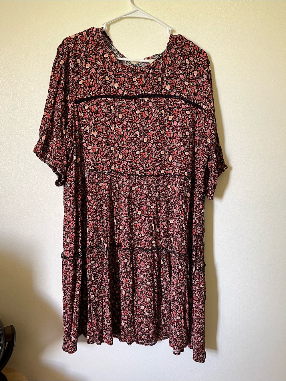 Knox Rose Pink and Black Floral Tiered Dress